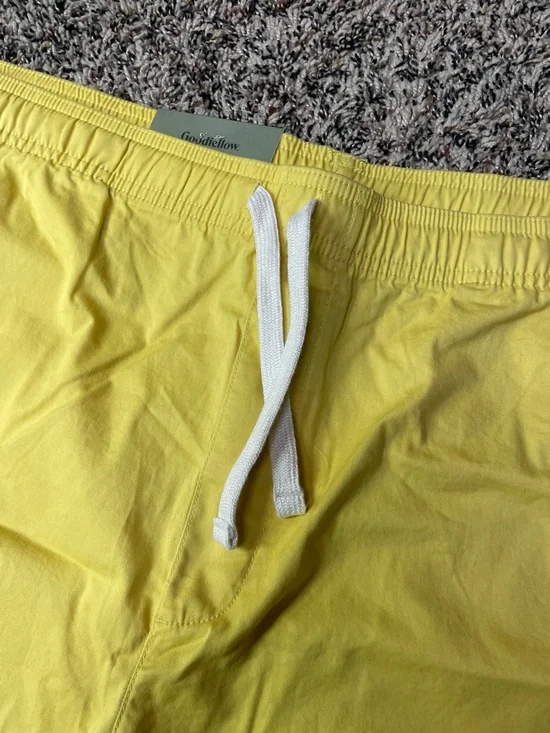 Goodfellow & Co. Mens Yellow 7” Pull On Everyday Shorts Size XL | NWT - Picture 2 of 7